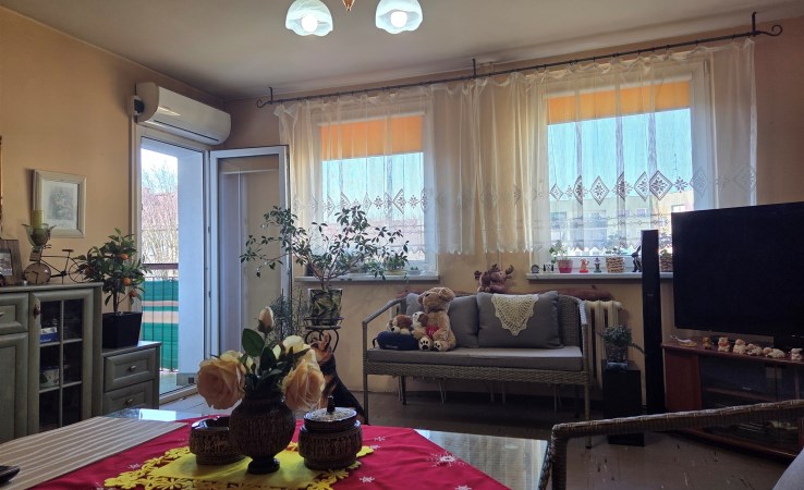 mieszkanie na sprzedaż - Jelcz-Laskowice, Hirszfelda